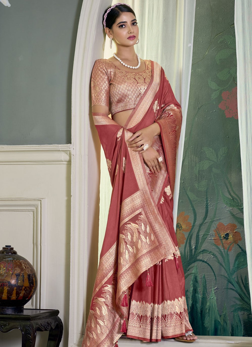 Weaving Zari Pure Crepe Saree - S11570