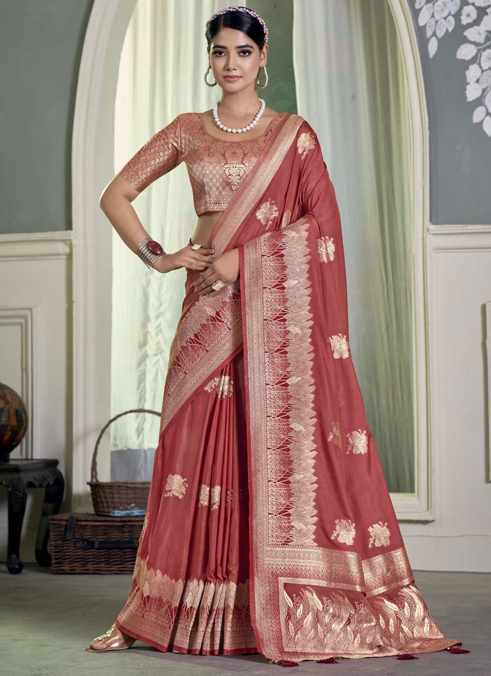 Weaving Zari Pure Crepe Saree - S11570