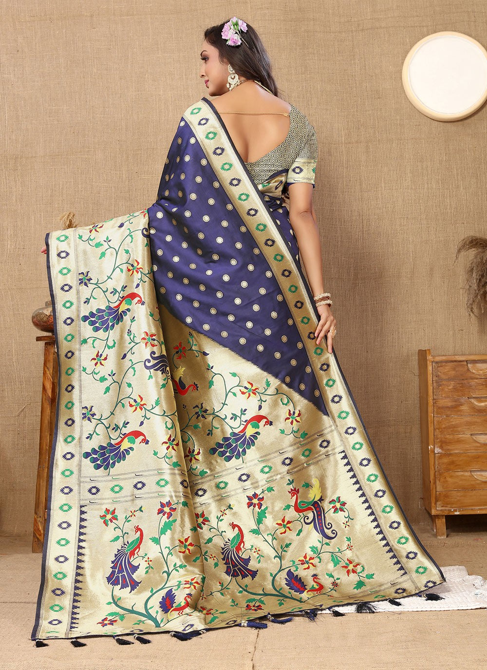 Classic Weaving Zari Silk Saree - S5622