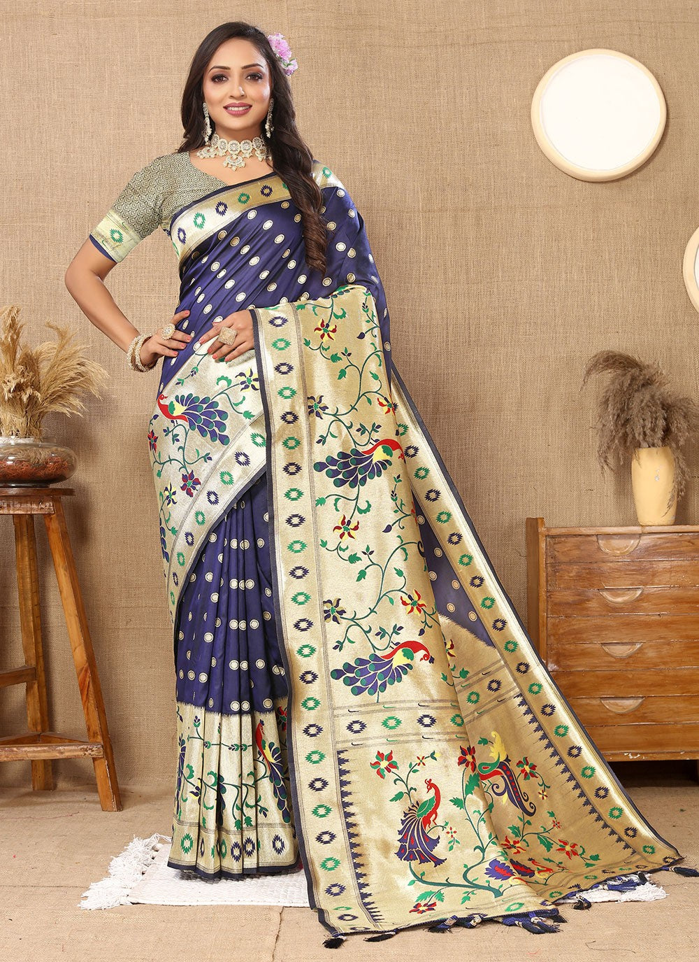 Classic Weaving Zari Silk Saree - S5622
