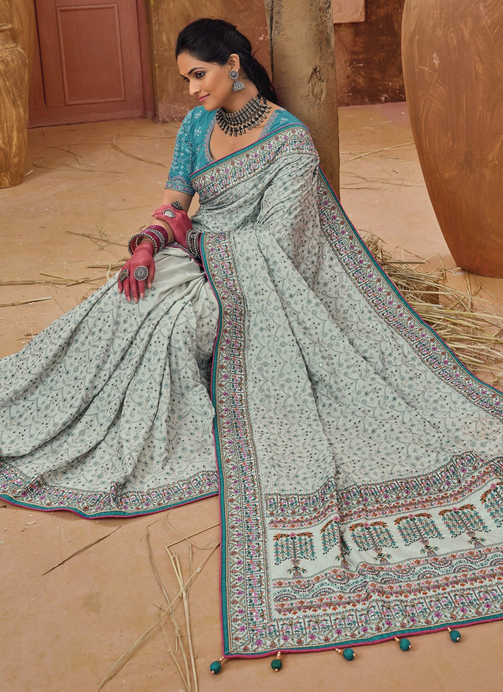 Classic Diamond Banarasi Silk Saree - S3758
