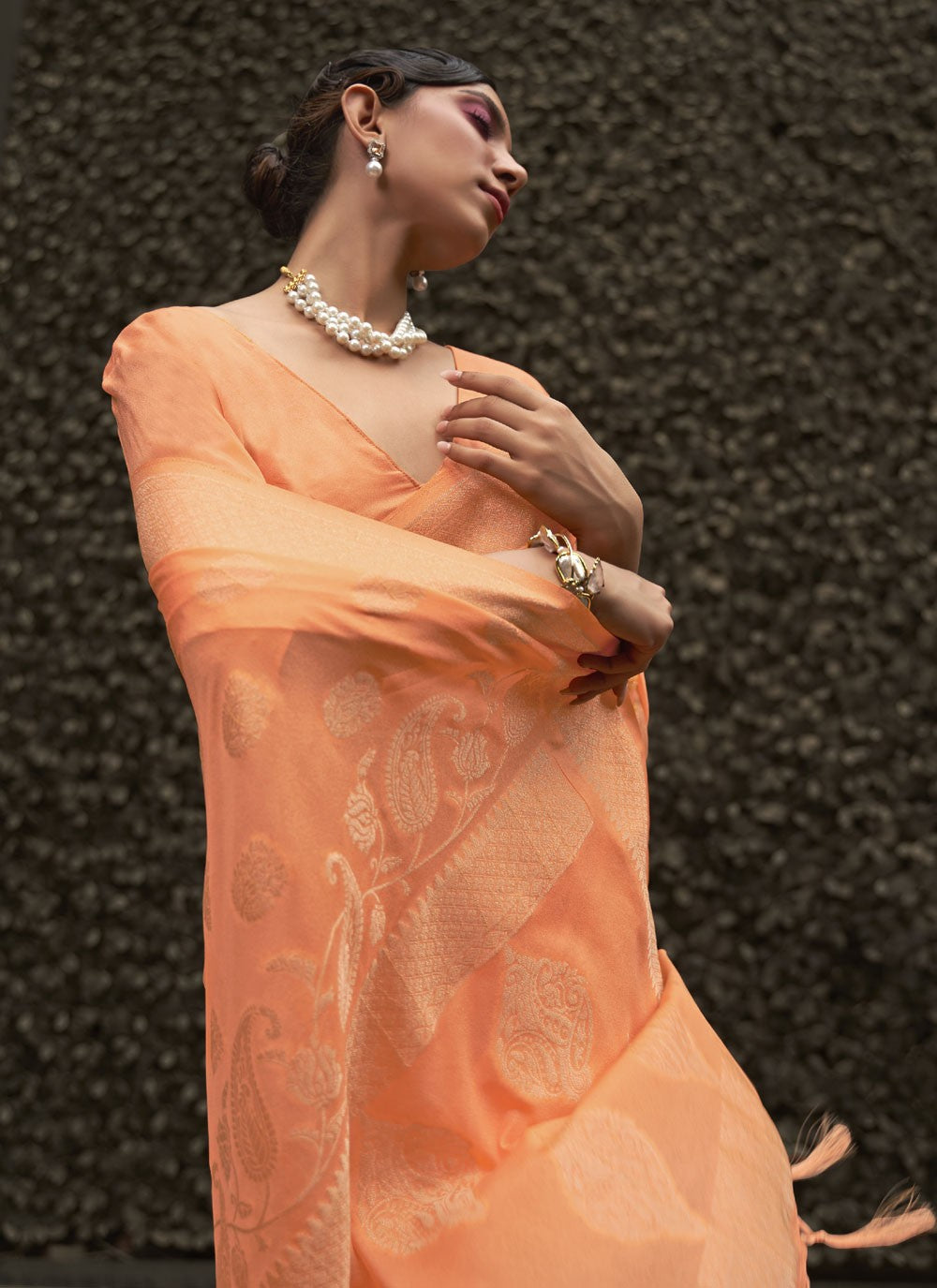 Trendy Weaving Zari Chinon Saree - S4404