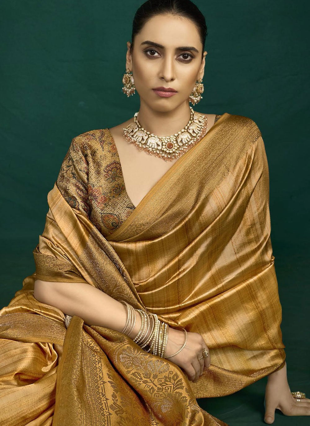 Mustard Silk Trendy Saree Weaving Zari S19764