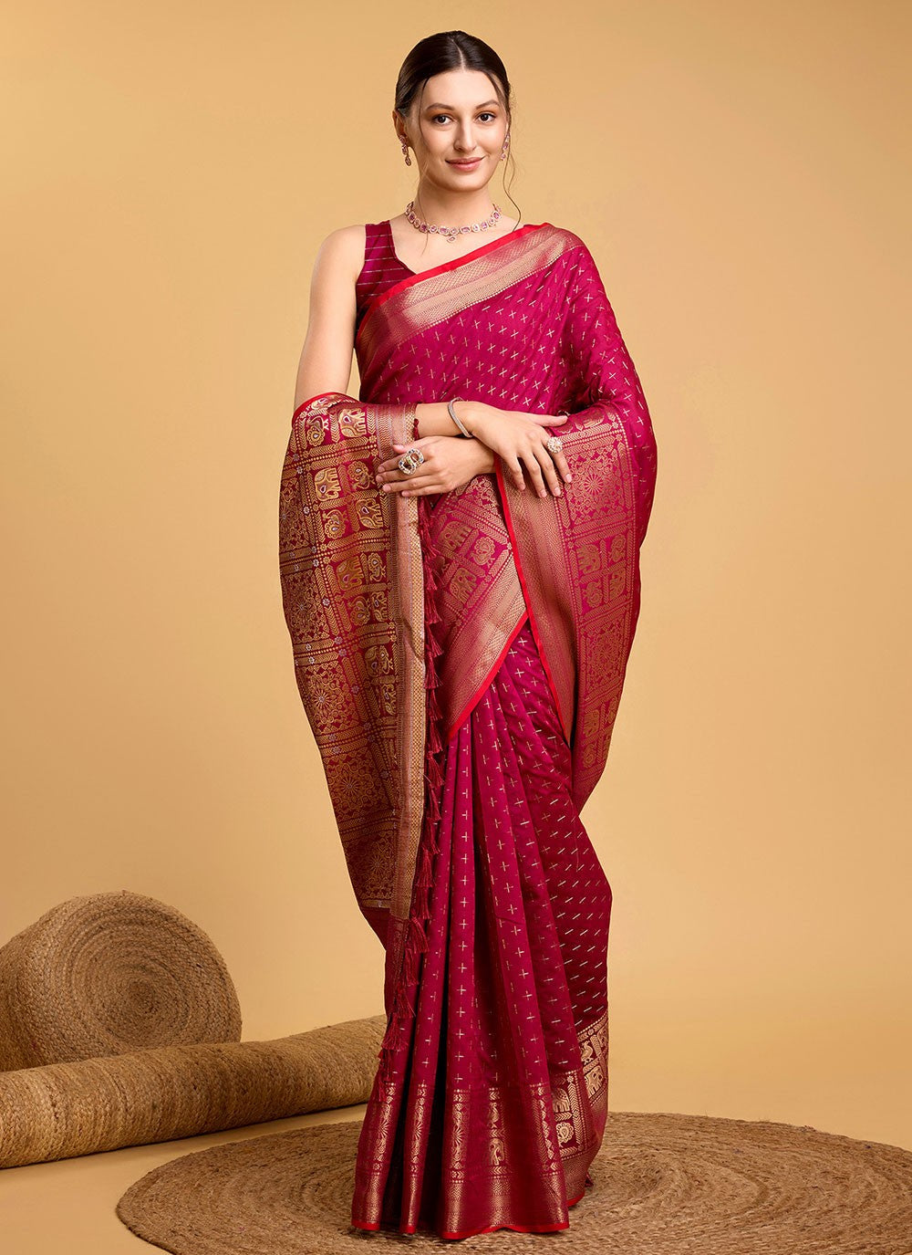 Contemporary Jacquard Work Silk Saree - S5601