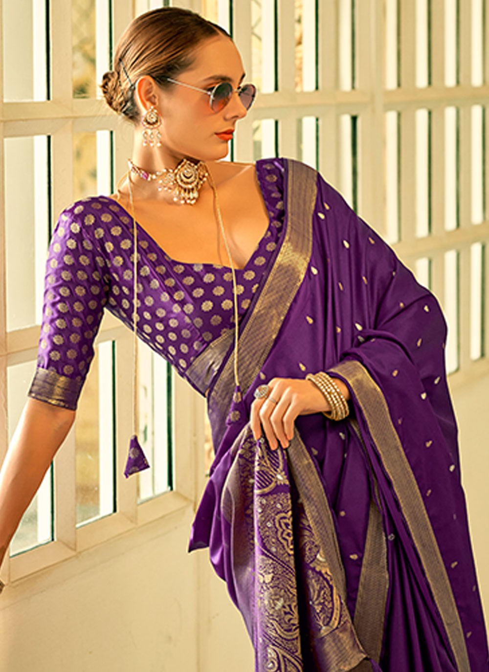Classic Weaving Zari Satin Silk Saree - S5991