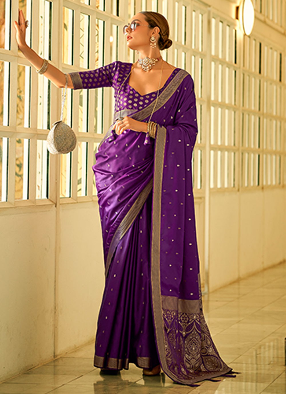 Classic Weaving Zari Satin Silk Saree - S5991