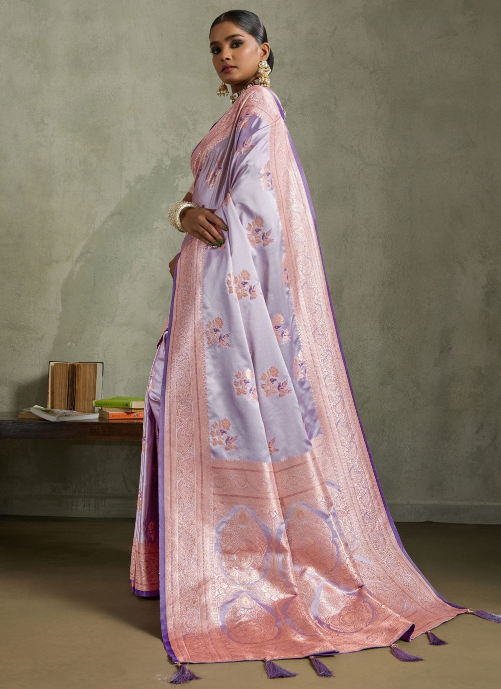 Lavender Satin Silk Trendy Saree Banarasi Jari, Border Work, Meenakari, Woven S19053