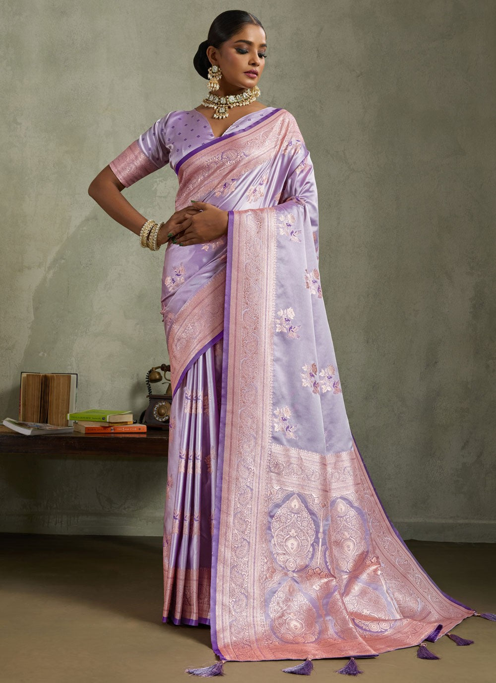 Lavender Satin Silk Trendy Saree Banarasi Jari, Border Work, Meenakari, Woven S19053