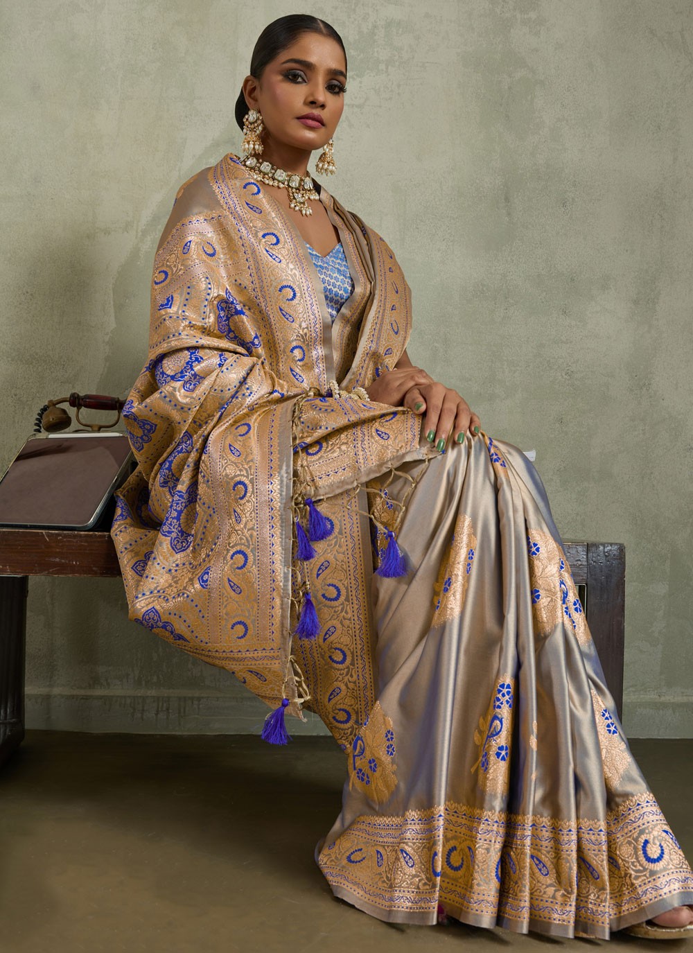 Violet Satin Silk Contemporary Saree Banarasi Jari, Border Work, Meenakari, Woven S19055