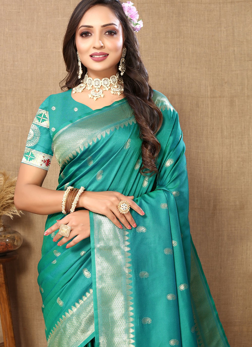 Classic Weaving Zari Silk Saree - S6196