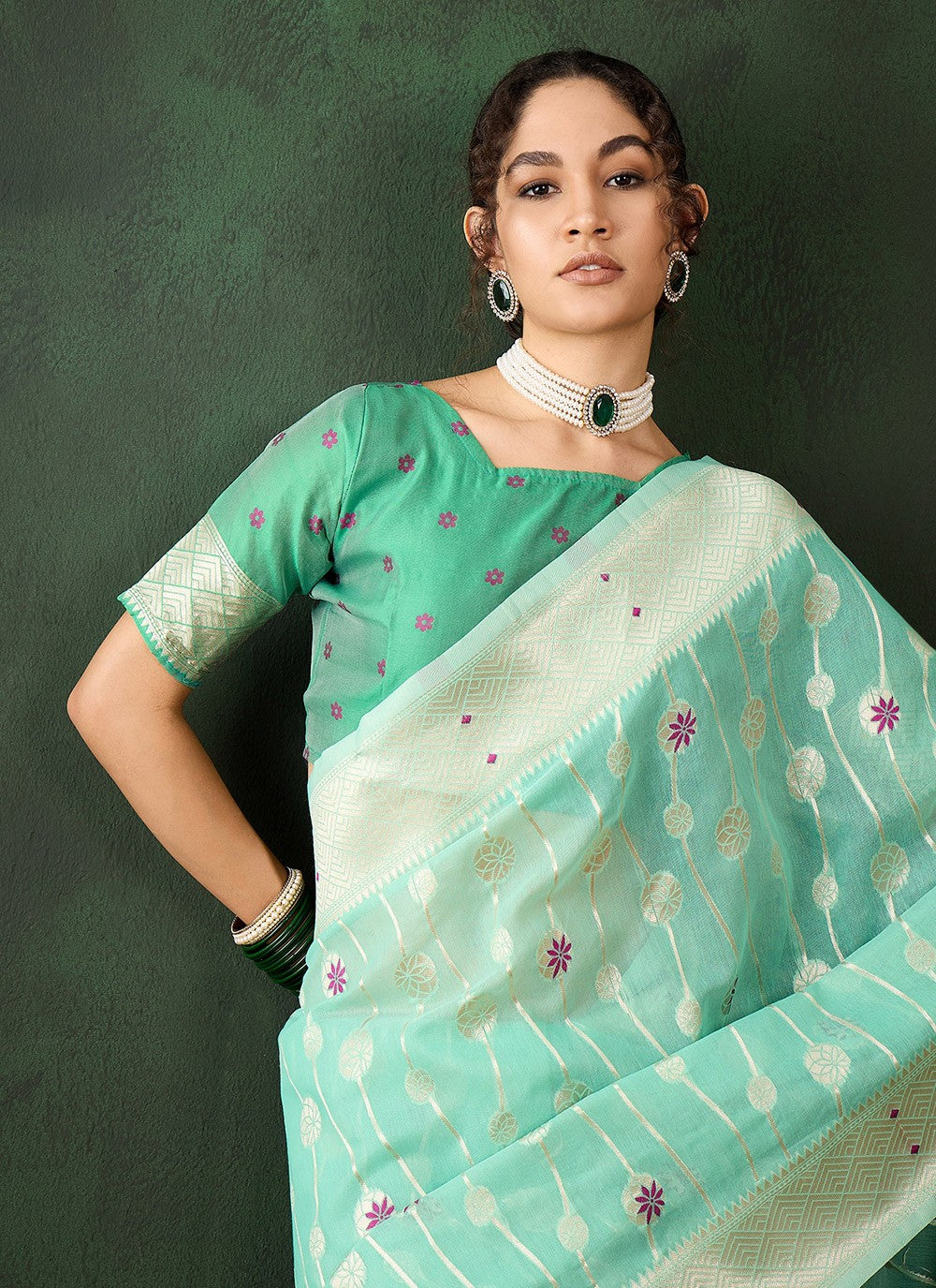Classic Woven Cotton Saree - S8324