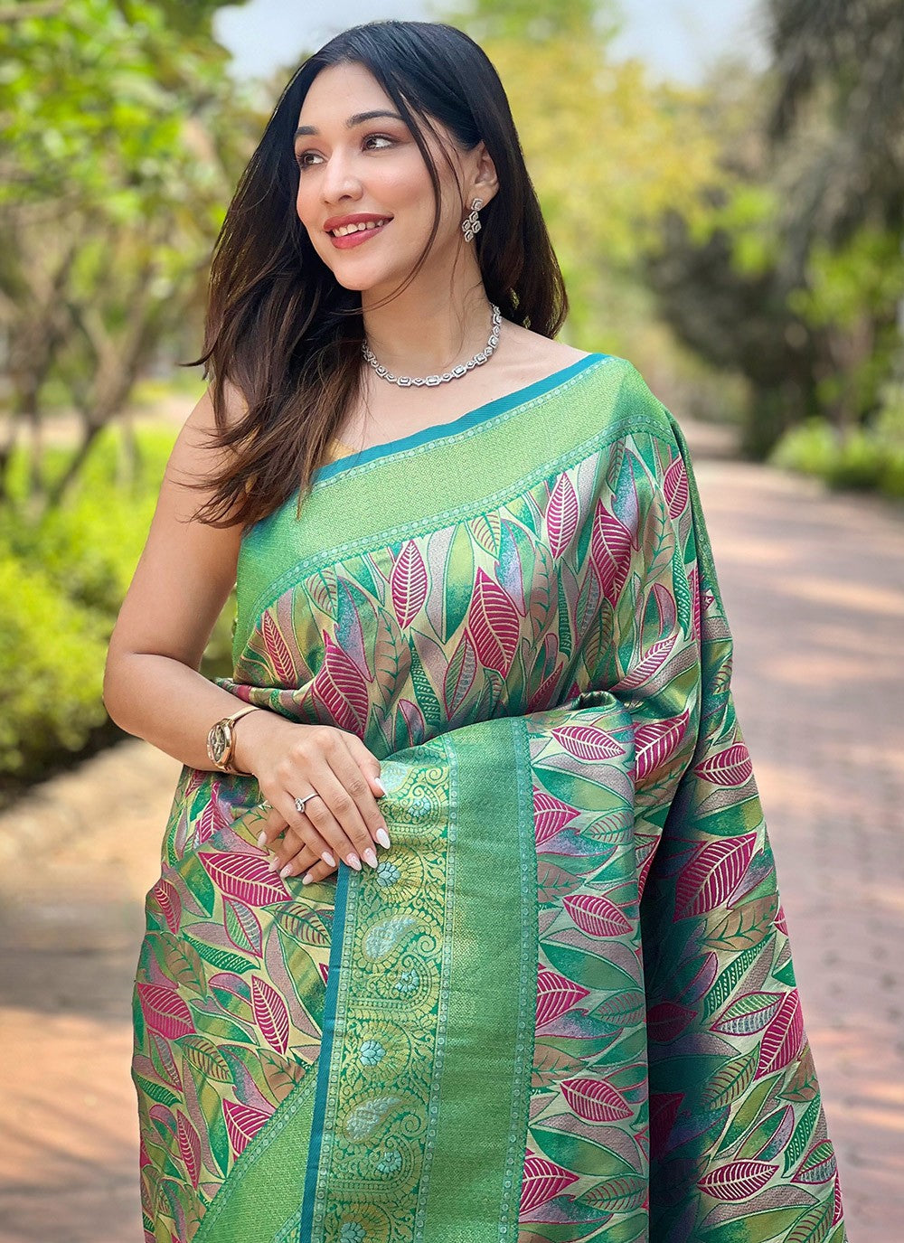 Traditional Weaving Zari Silk Saree - S6365