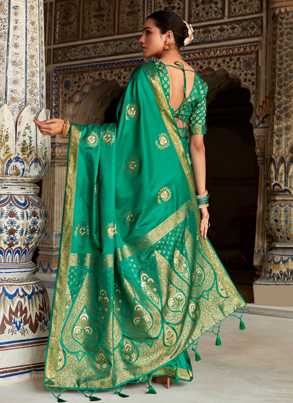 Classic Woven Satin Silk Saree - S4568