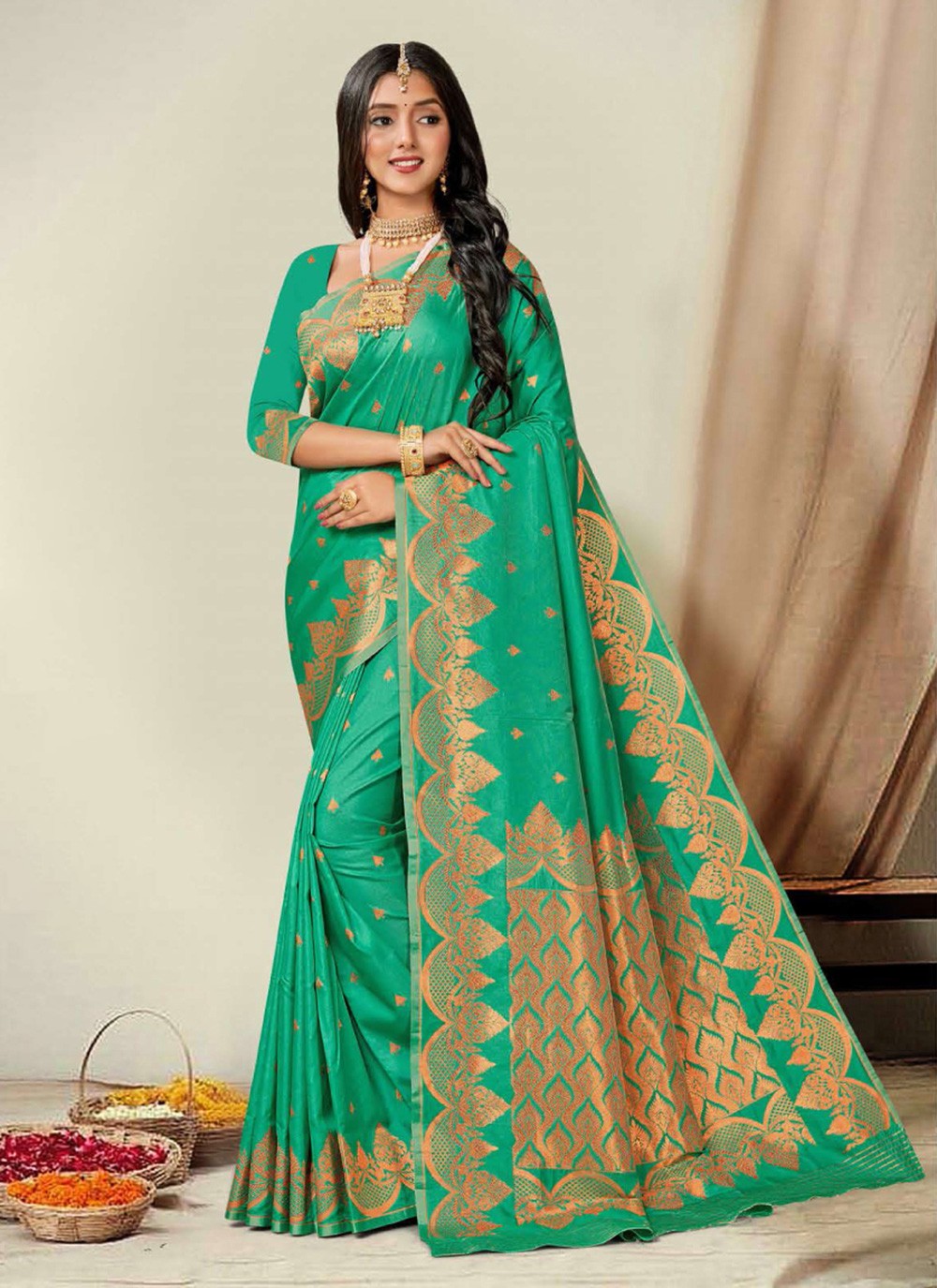 Classic Woven Silk Saree - S7384