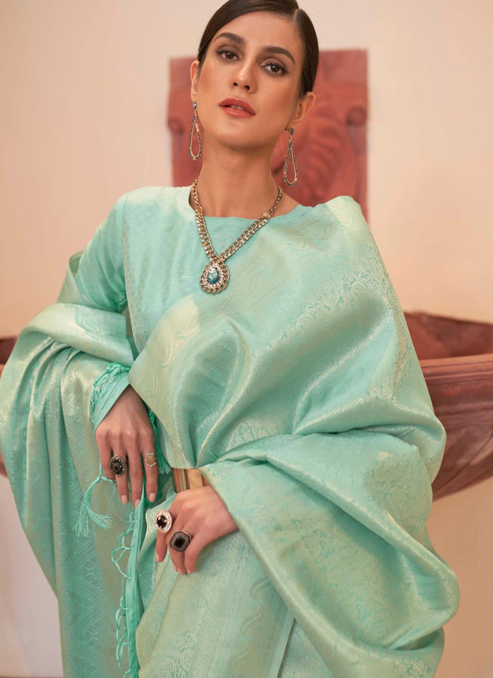 Designer Weaving Zari Silk Saree - S6224