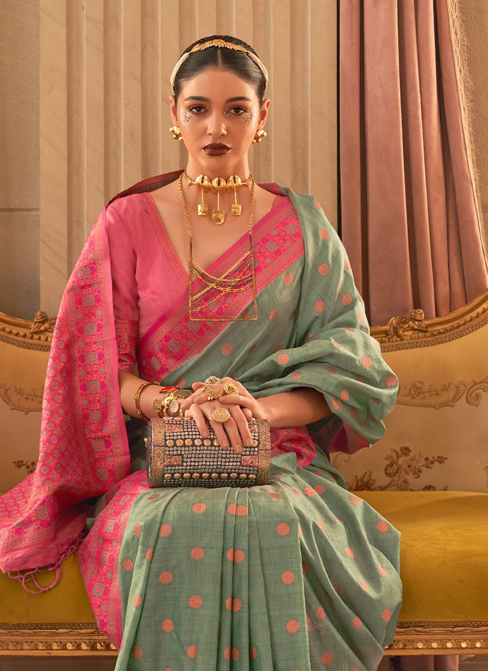 Designer Weaving Zari Handloom Silk Saree - S3100