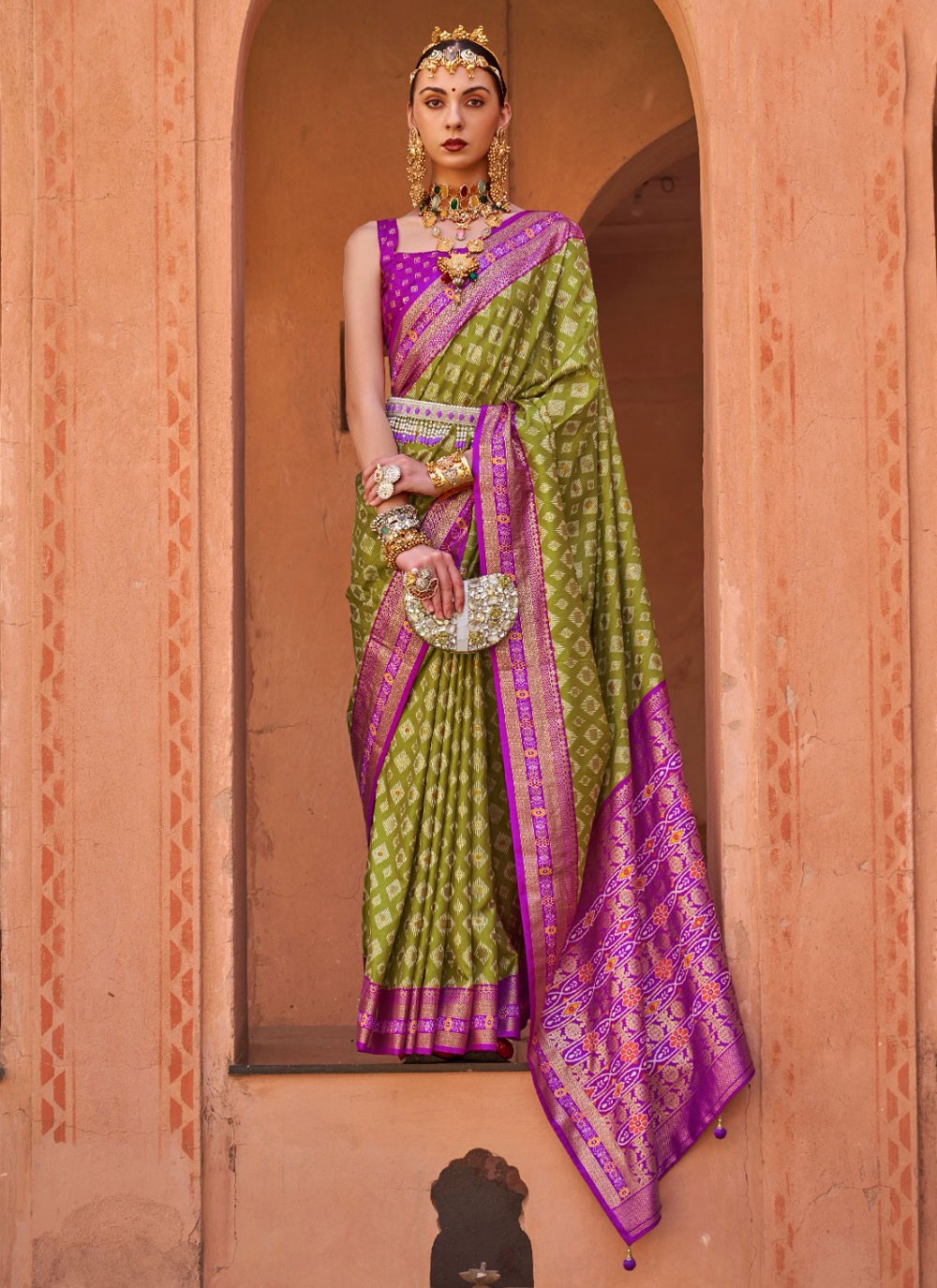 Traditional Patola Print Silk Saree - S3036