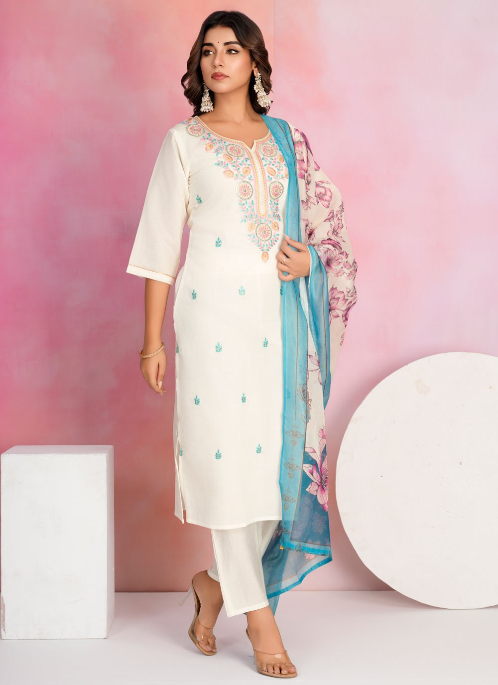 Archive Embroidered, Sequins 316791 White T6825