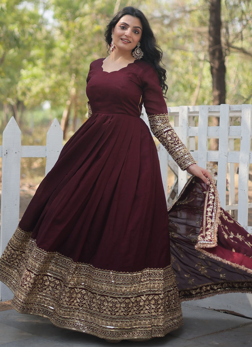 Vichitra Silk Gown - G1527