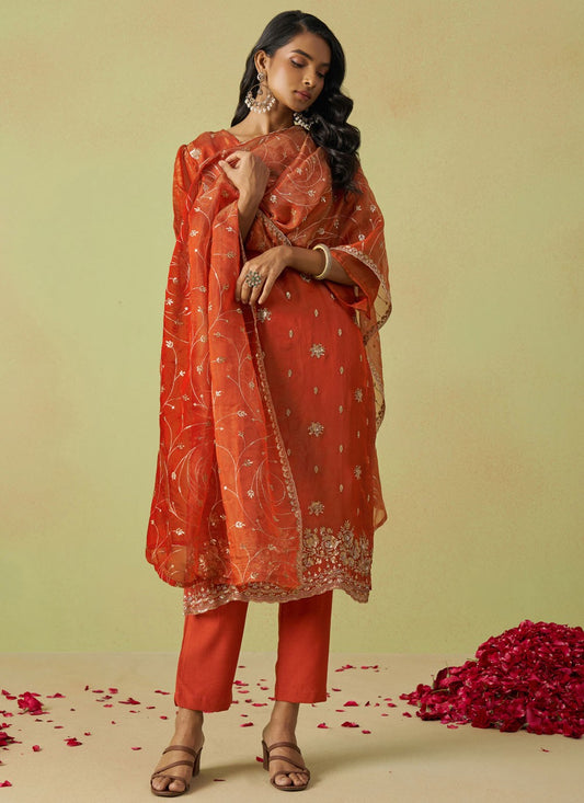 Salwar Suit Embroidered Crimson, Red Organza T5548