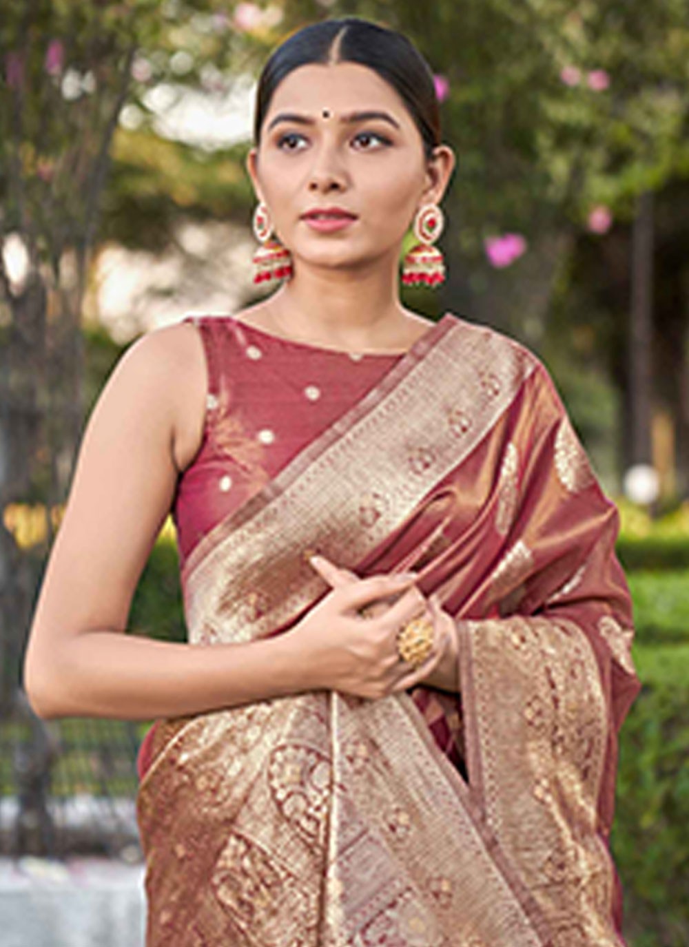 Classic Woven Shimmer, Silk Saree - S7031
