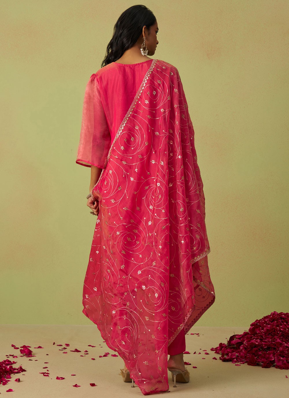 Salwar Suit Embroidered Pink Organza T5549