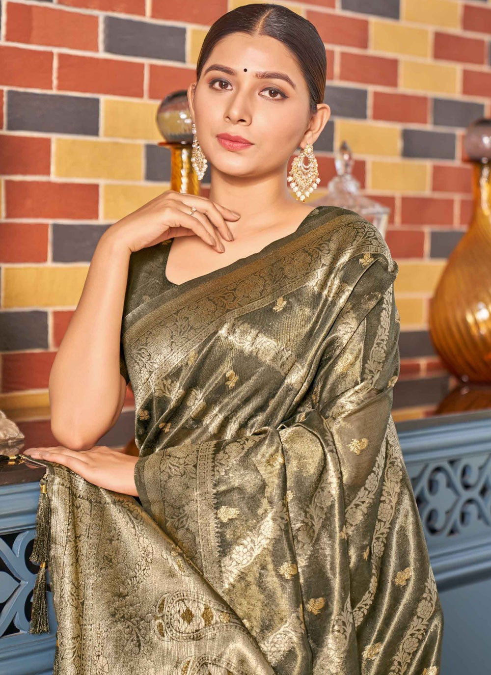Classic Woven Shimmer, Silk Saree - S7027