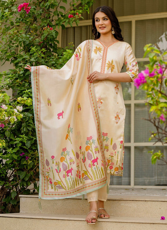 Pant Style Suit Beads, Printed Beige T7376
