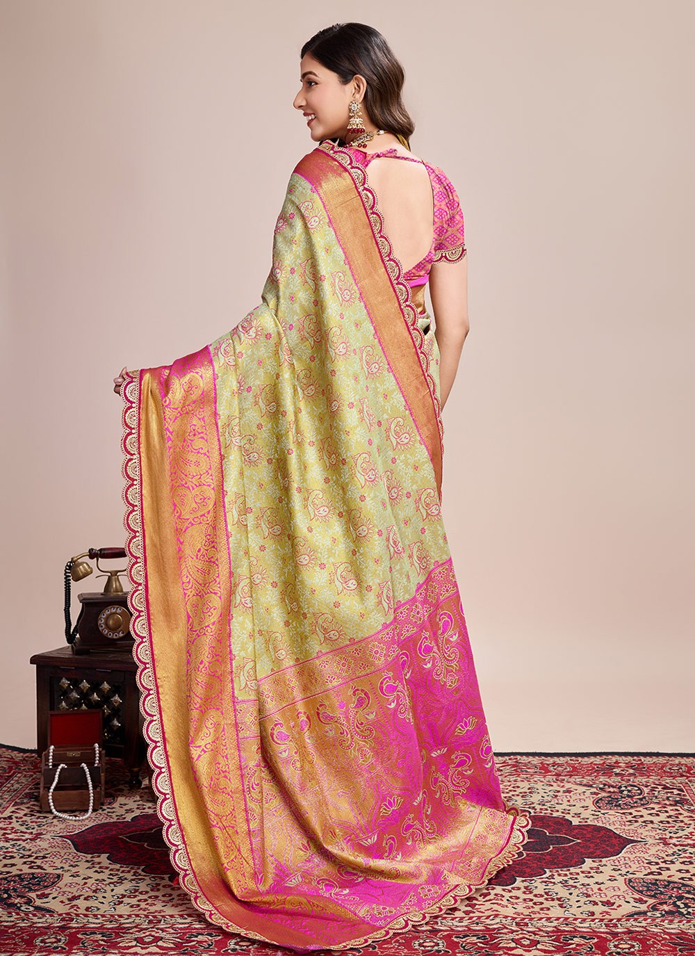 Contemporary Woven Beige Silk Saree S13635