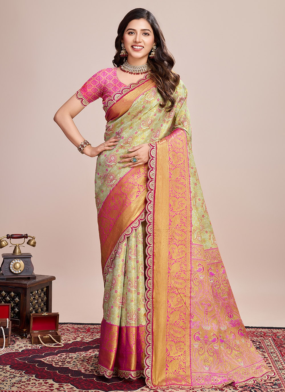 Contemporary Woven Beige Silk Saree S13635
