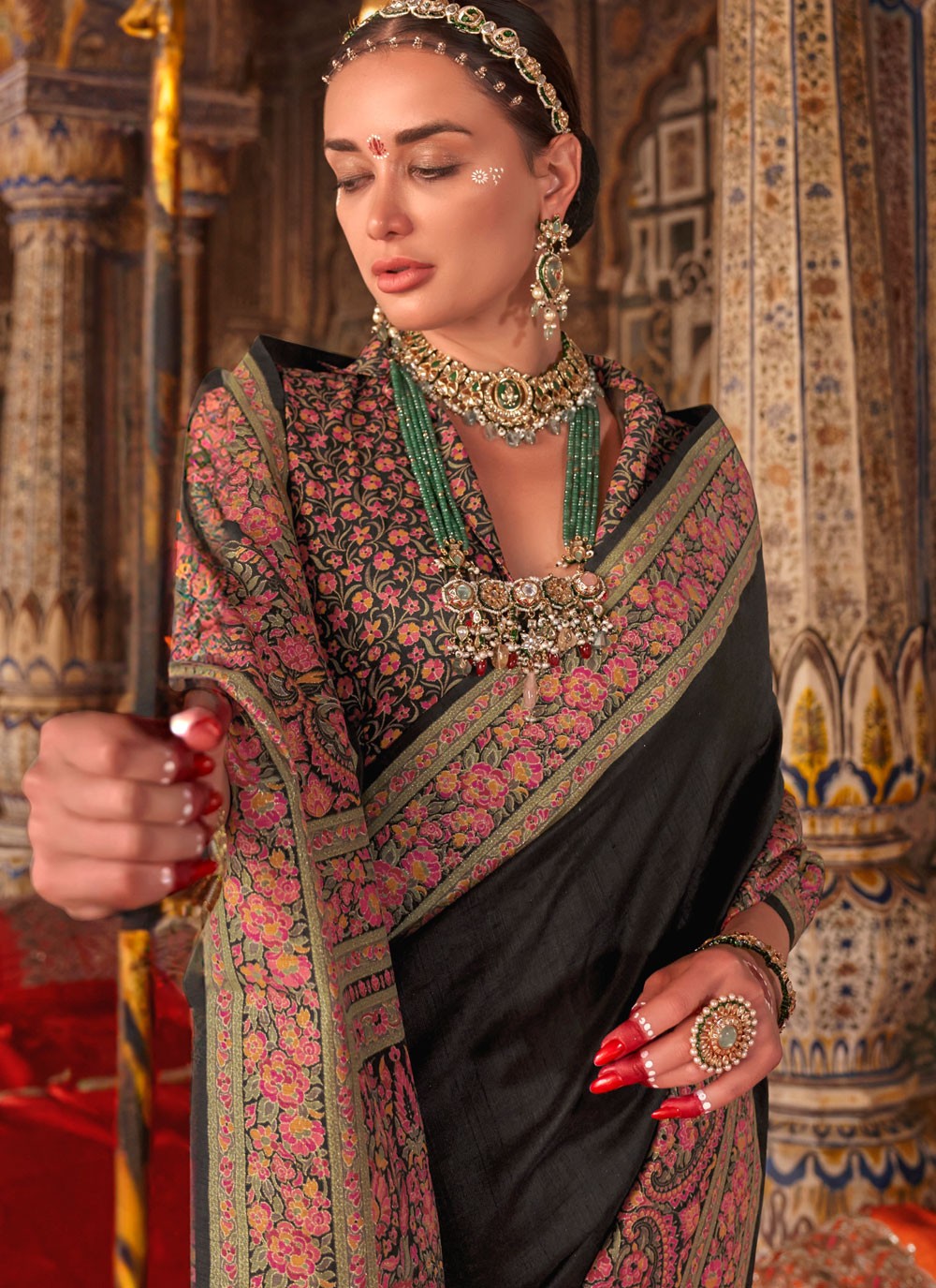 Black Silk Trendy Saree Printed S20301