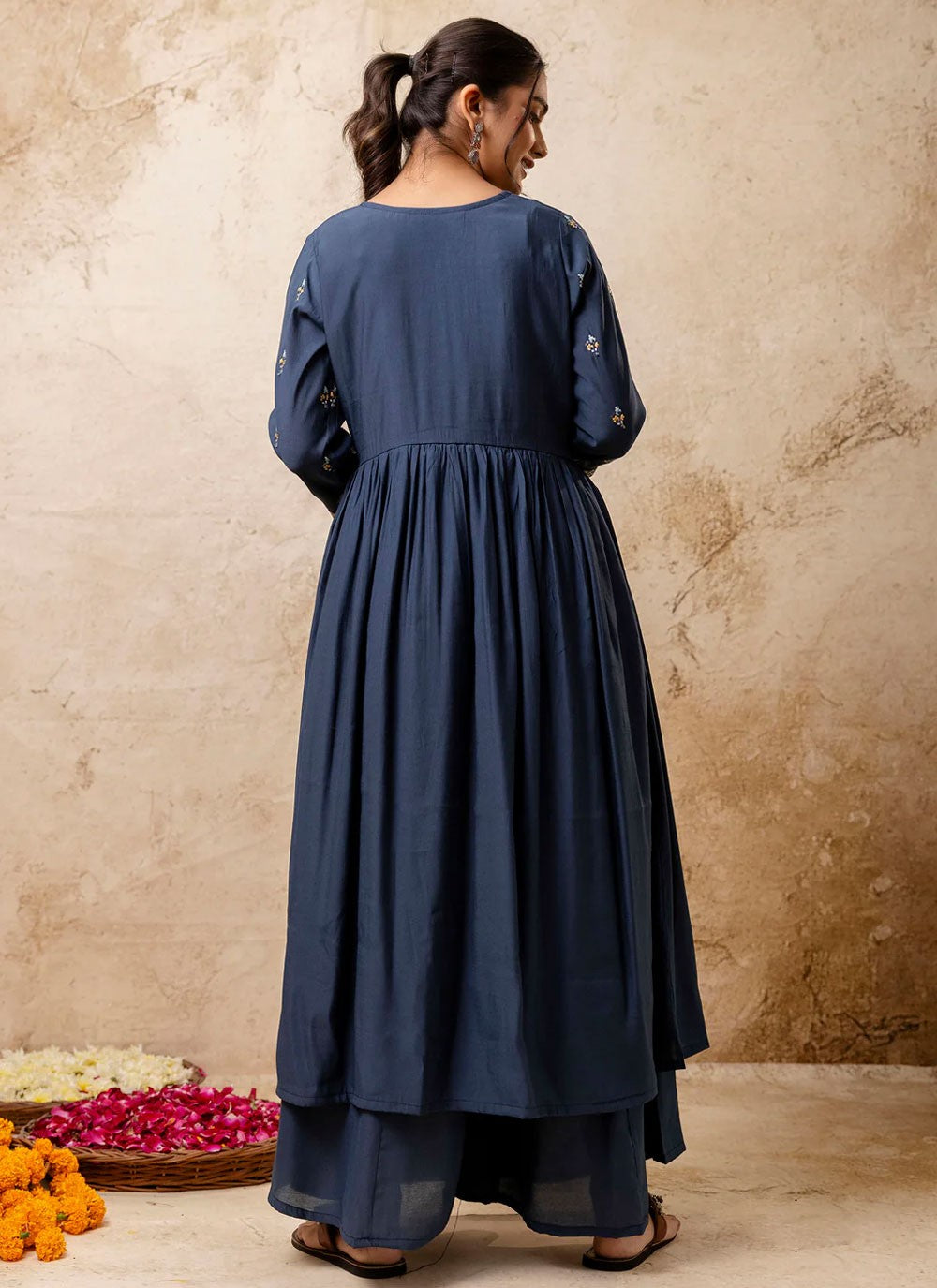Embroidered Silk Blend Blue Salwar Suit T6123