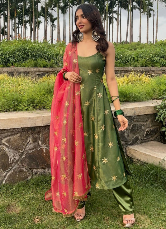 Salwar Suit Embroidered Green Silk Blend T5090