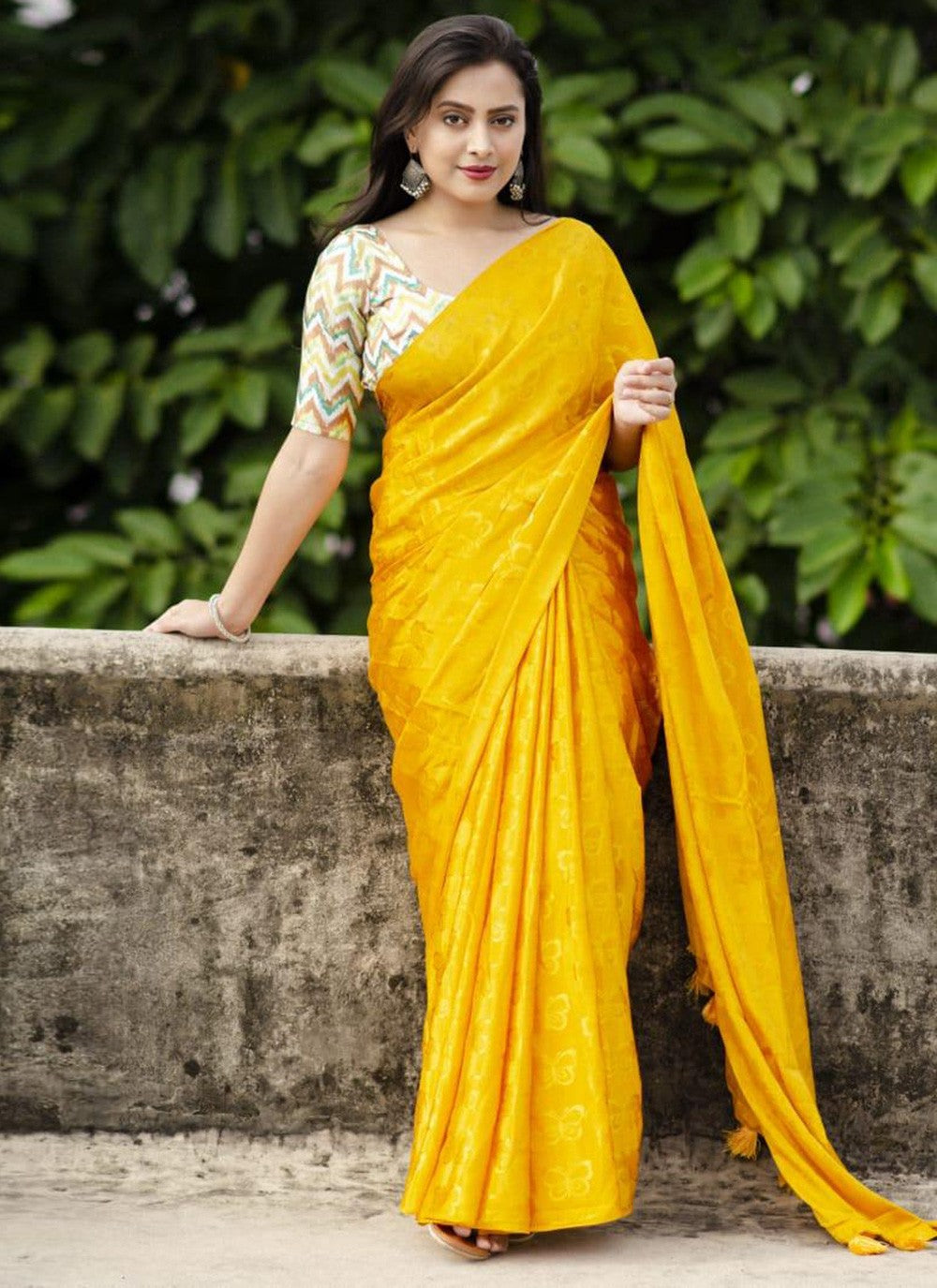 Trendy Woven Jute Silk Saree - S5779