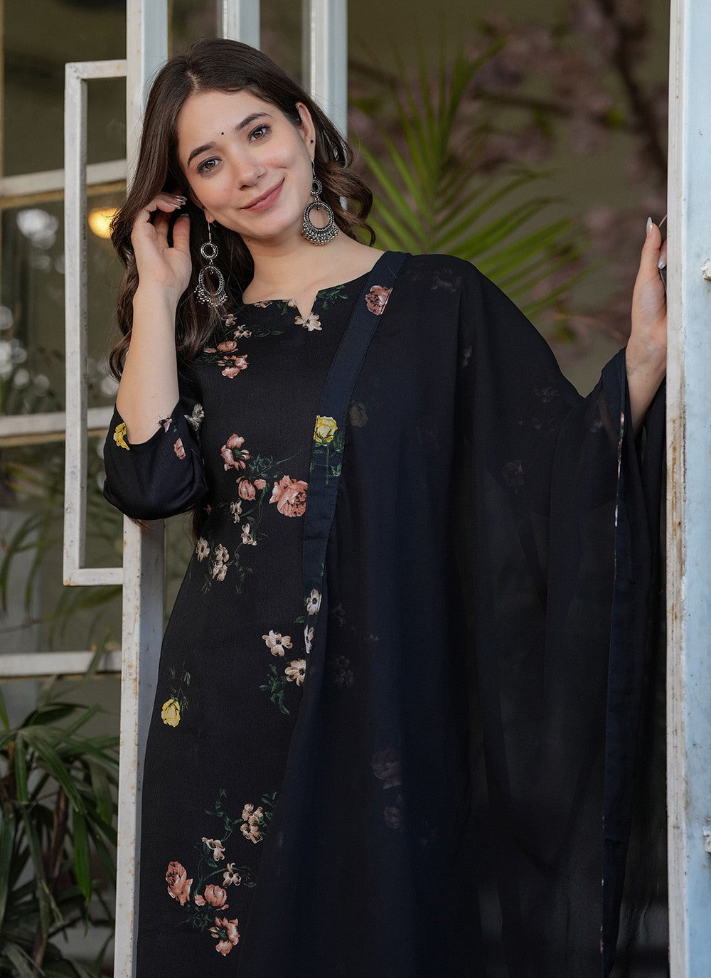 Printed Silk Blend Black Pant Style Suit T6095