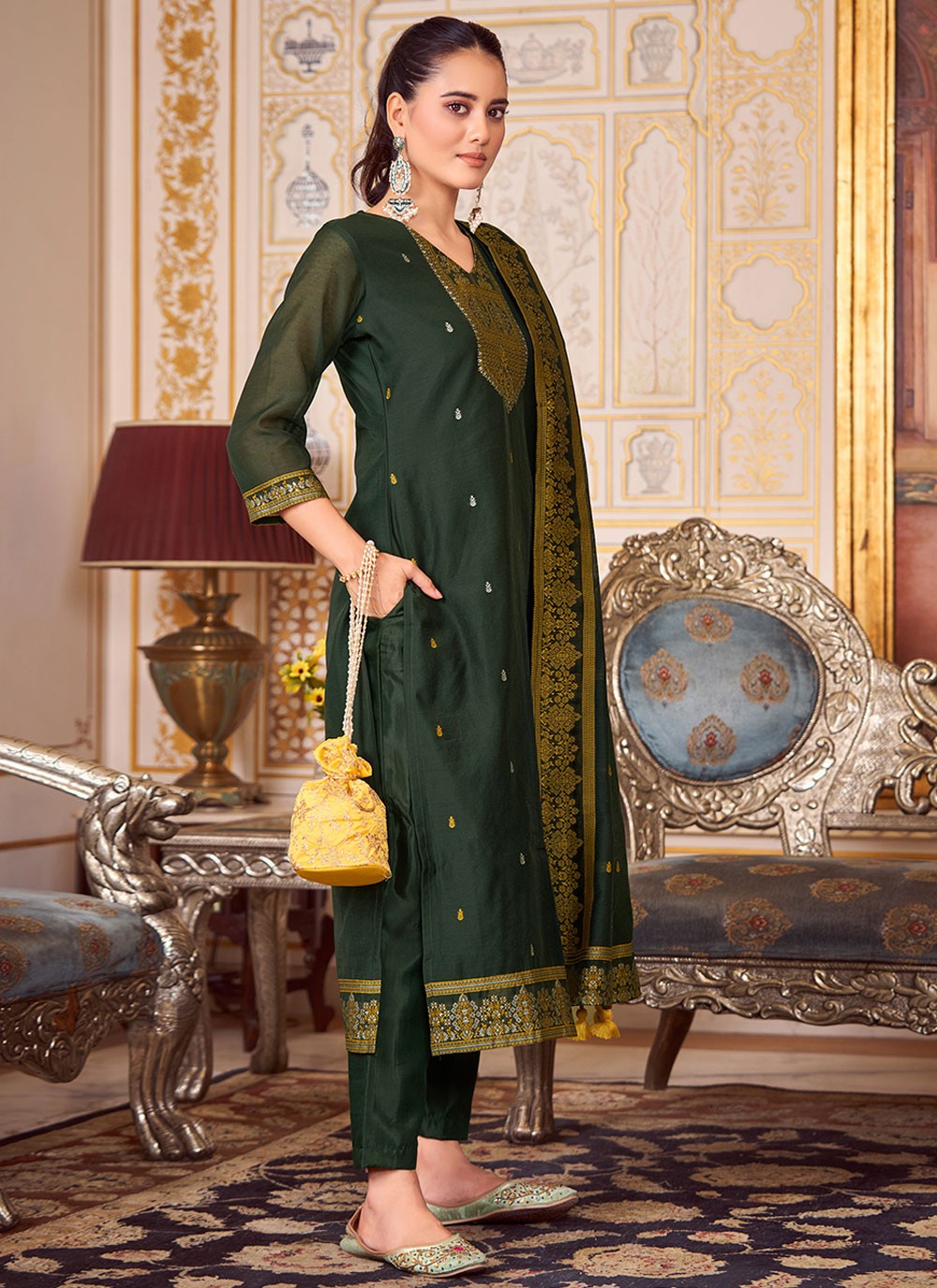 Embroidered Silk Blend Green Salwar Suit T5927