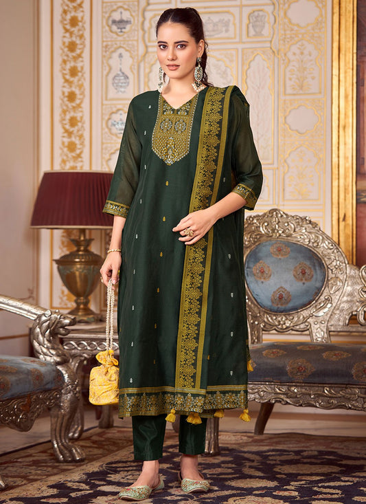Embroidered Silk Blend Green Salwar Suit T5927