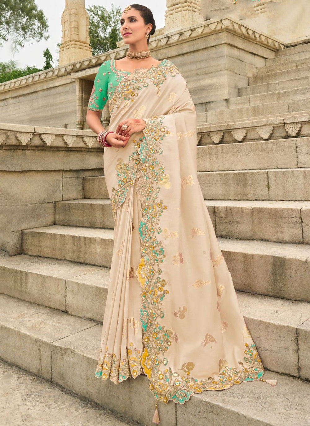Buttis Silk Off White Saree S14514