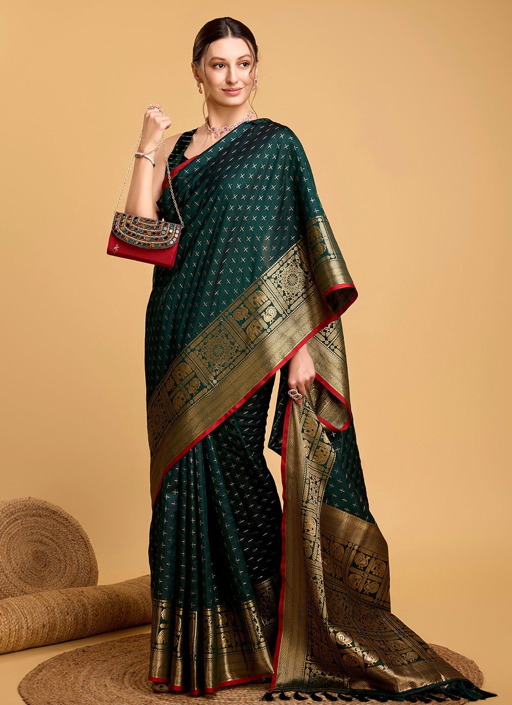 Contemporary Jacquard Work Silk Saree - S5601