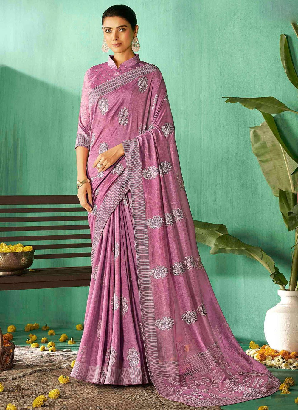 Contemporary Abstract Print Pink Silk Saree S13219