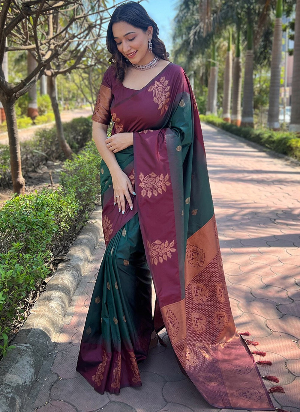 Traditional Weaving Zari Silk Saree - S8300
