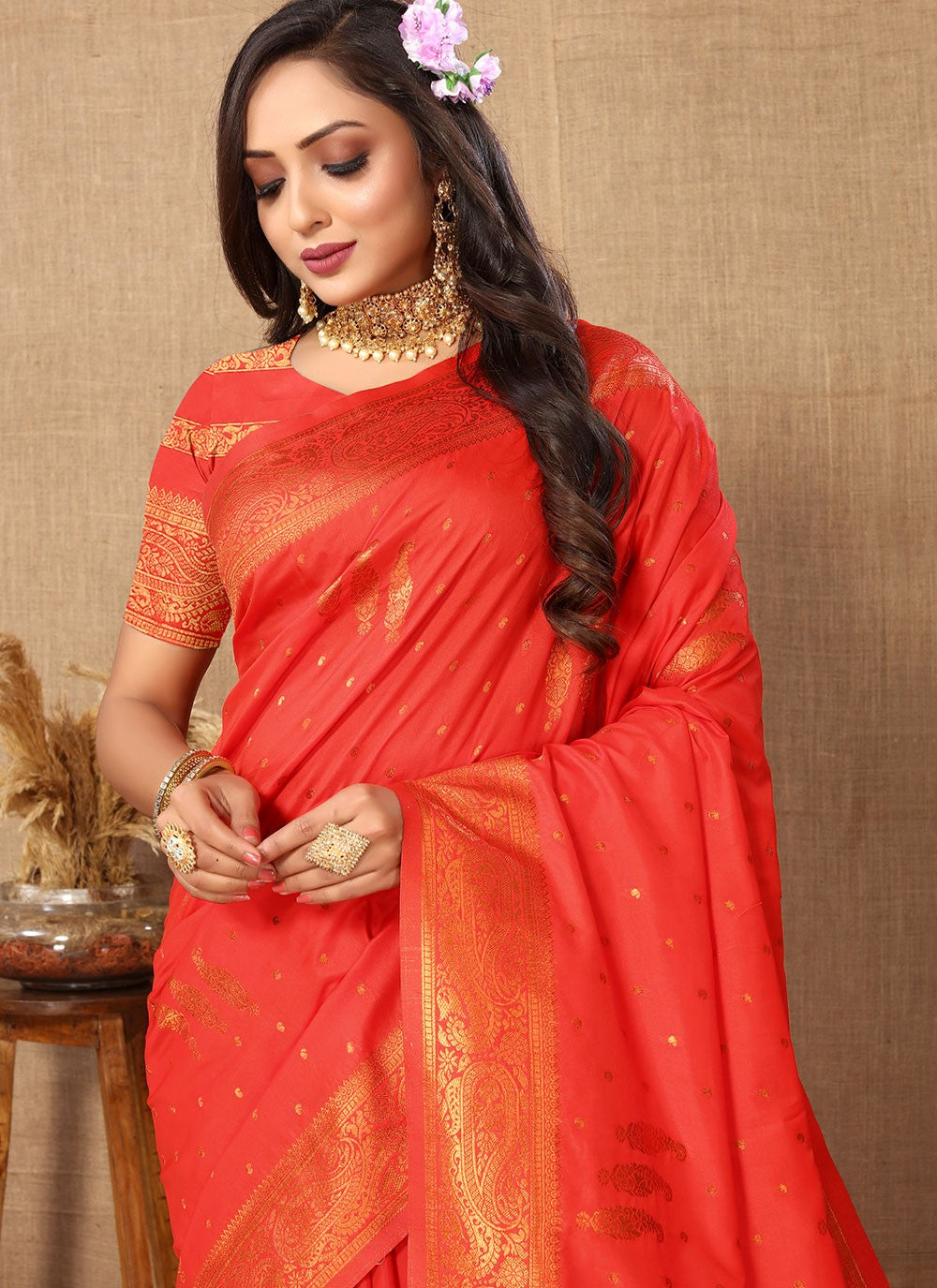 Classic Weaving Zari Silk Saree - S5472