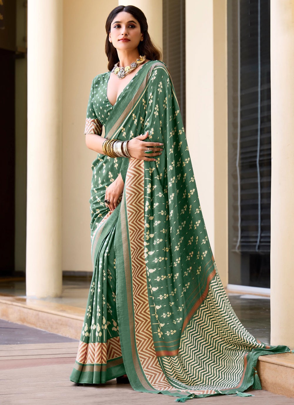 Green Silk Classic Saree Printed S17074