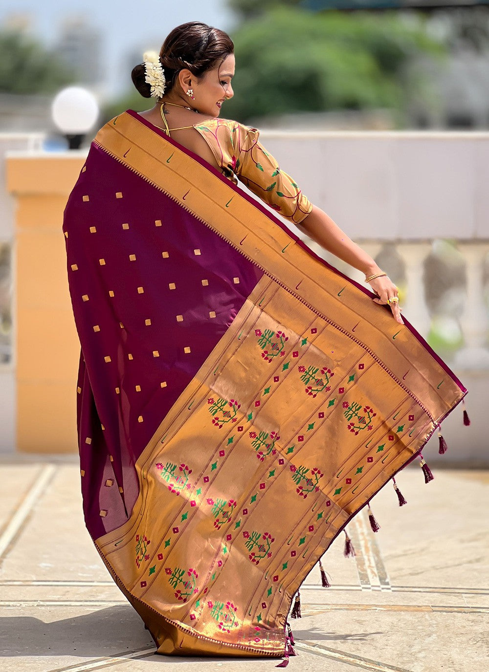 Wine Silk Classic Saree Jacquard Work S18321