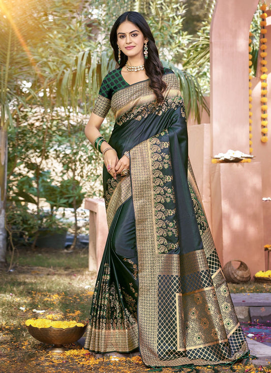 Weaving Zari Silk Green Saree S14636