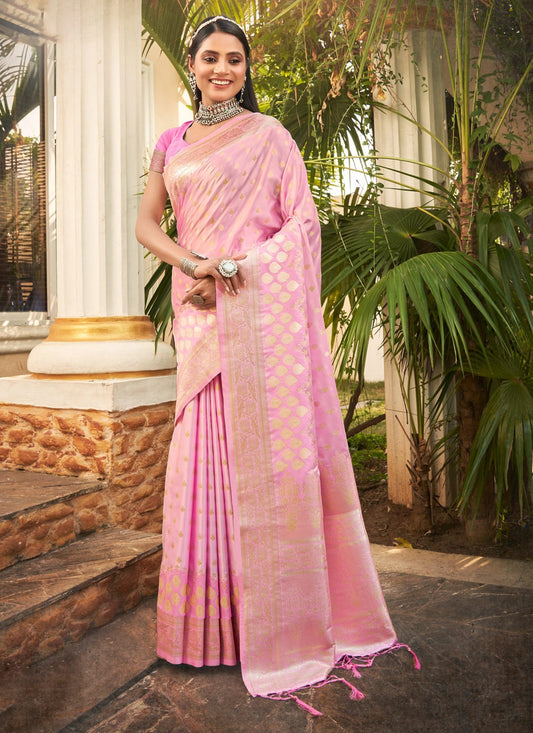 Traditional Weaving Zari Silk Saree - S5187