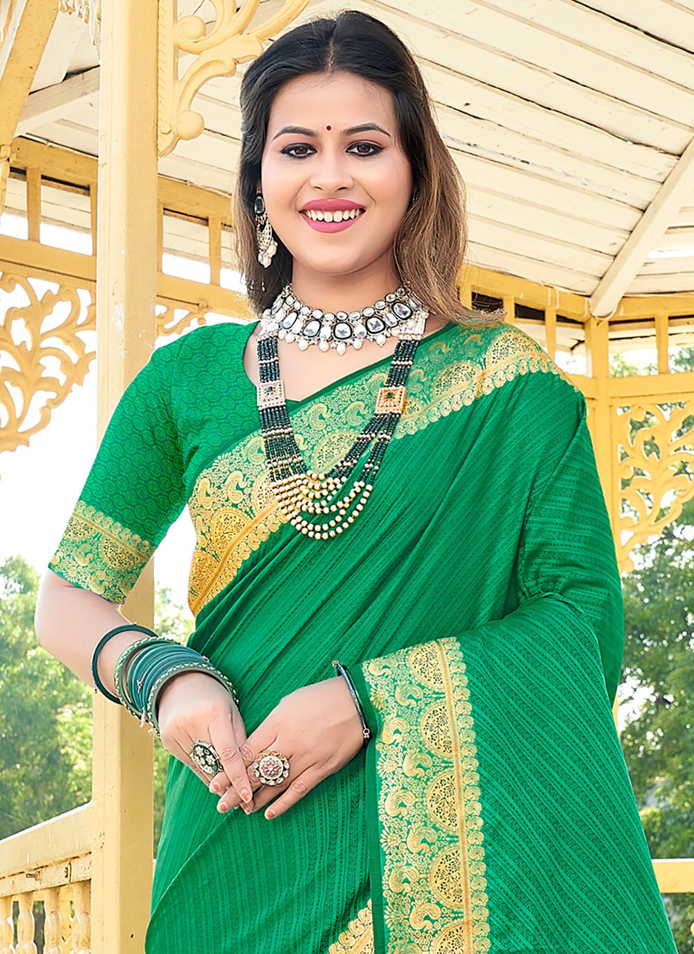 Traditional Weaving Zari Silk Saree - S6658