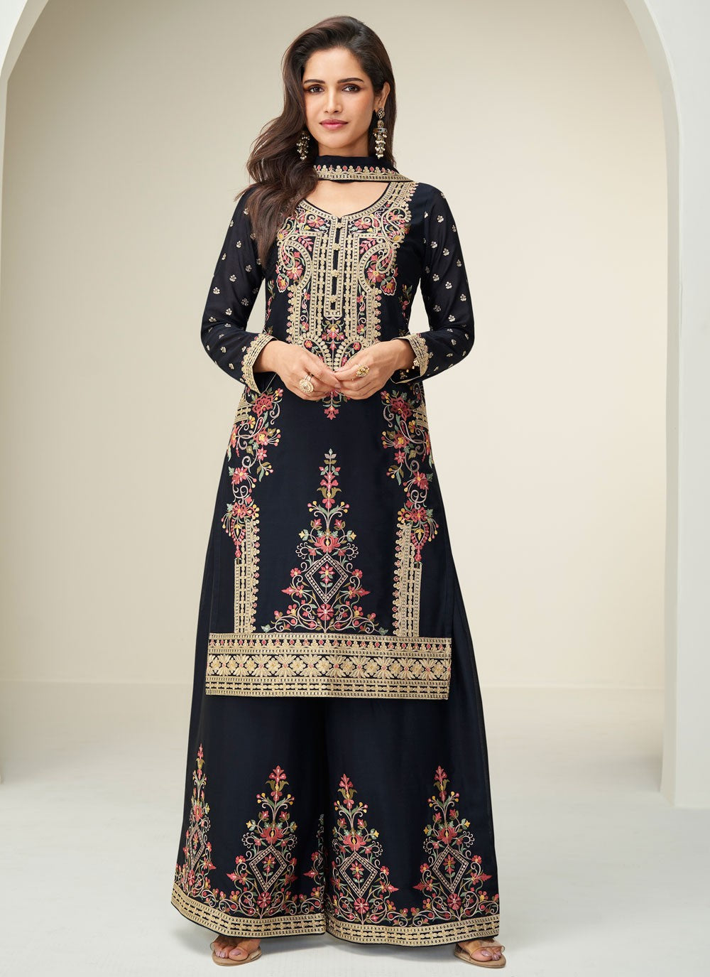 Palazzo Suit Embroidered Black T8637