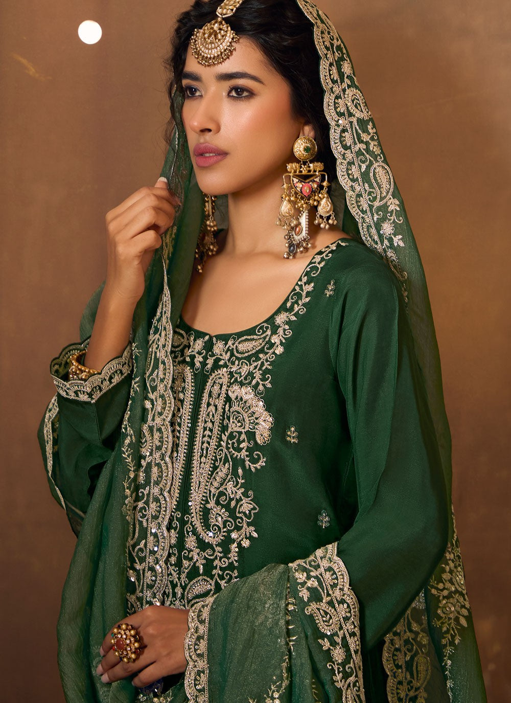 Salwar Suit Embroidered Green Silk T5555