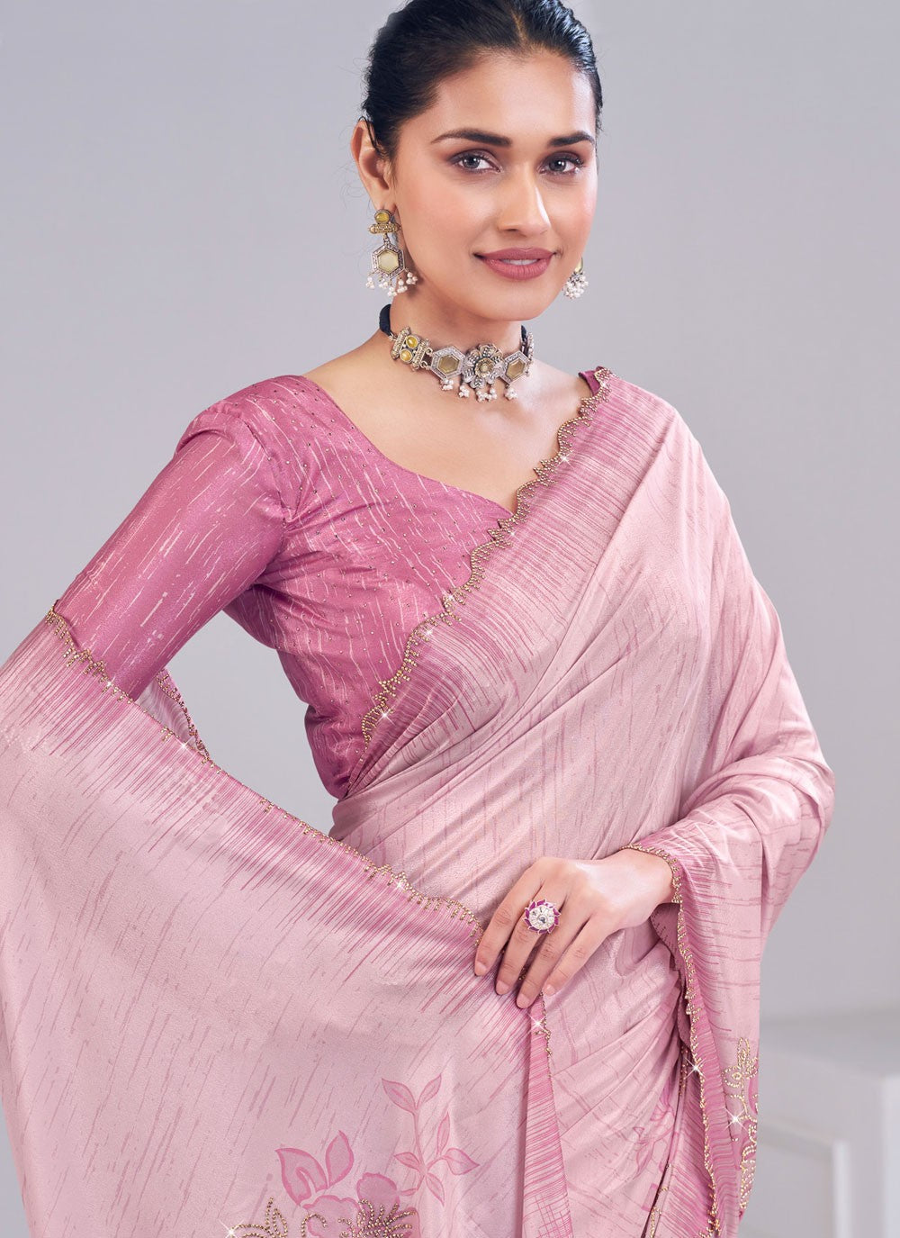 Pink Silk Contemporary Saree Fancy Work S19882
